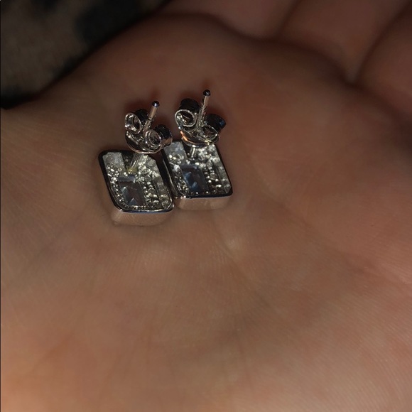 December birthstone earrings - Picture 3 of 3